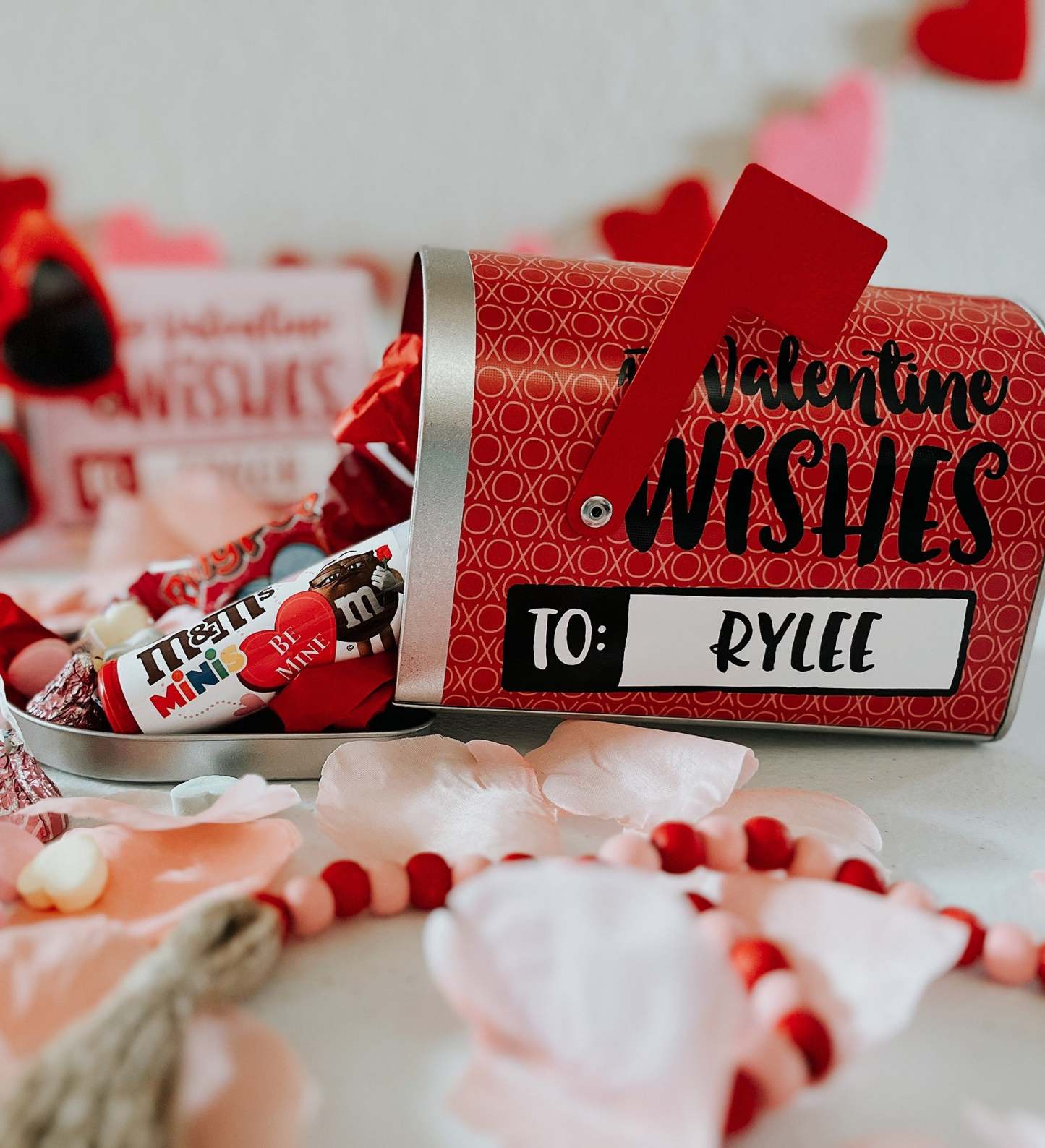 Abrazos, Besos Y San Valentín Buzón De Regalos Personalizado Para El Día De San Valentín - mymoonlampes