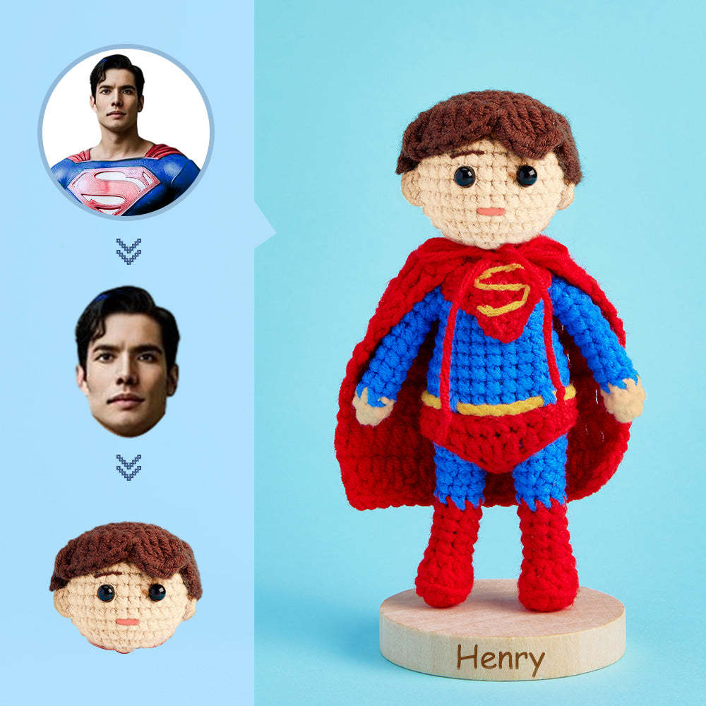 Poupée Au Crochet Avec Visage Personnalisé, Cadeaux Personnalisés, Mini Poupées Tissées À La Main - Superman -