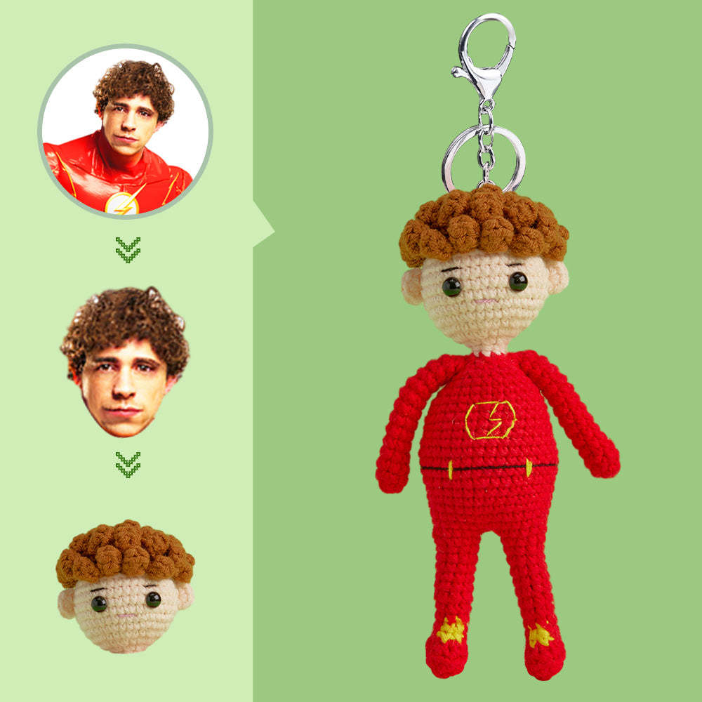 Poupée Au Crochet Avec Visage Personnalisé, Cadeaux Personnalisés, Mini Poupées Tissées À La Main - Flash -