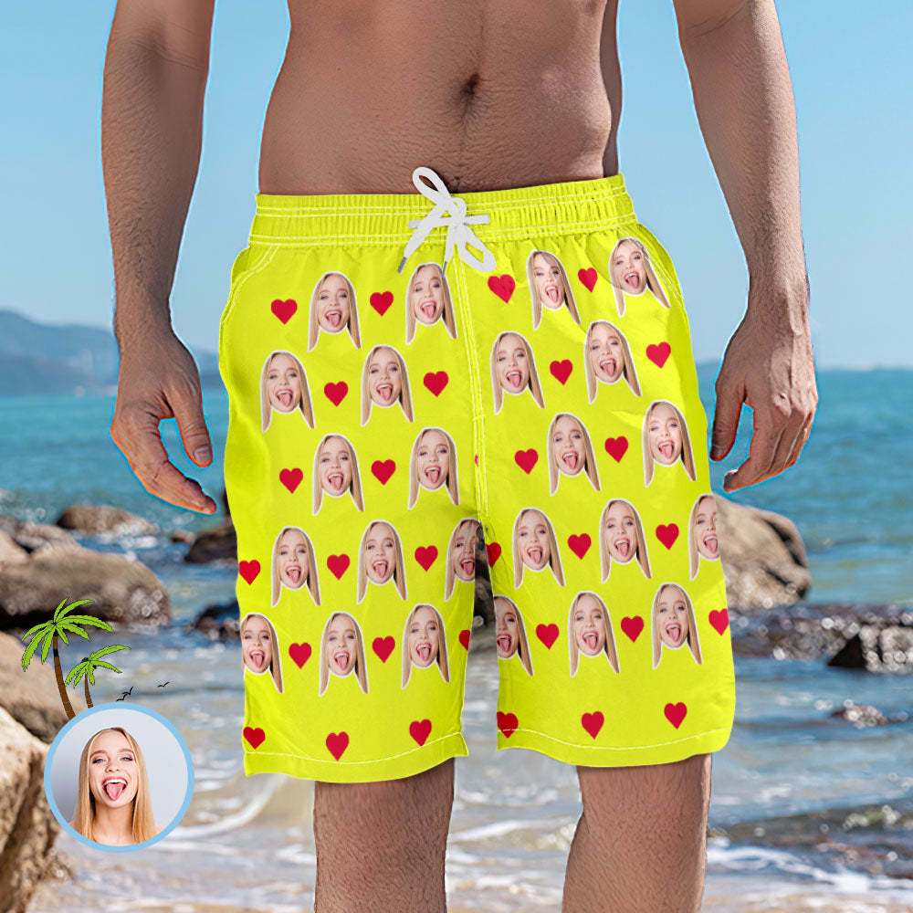 Pantalon Photo Court De Plage Élastique Avec Visage De Cœur Personnalisé Pour Hommes -