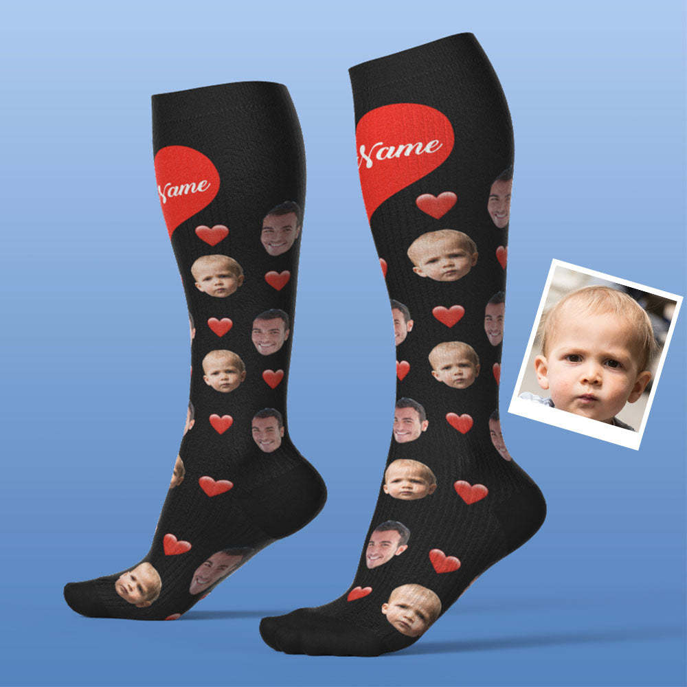 Mise À Niveau Pour La Fête Des Pères, Chaussettes De Compression Respirantes Et Personnalisées, Hauteur Des Genoux, Aperçu En Ligne, Ajouter Une Image Et Un Nom En Forme De Cœur - MaPhotochaussetteFr