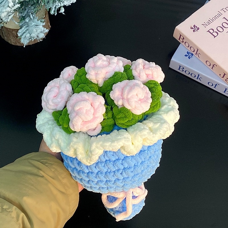 Ligne De Glace Tissée À La Main Tenant Un Bouquet De Roses, Matériel De Crochet Fait Maison, Cadeau D'anniversaire Pour La Fête Des Mères - MaPhotochaussetteFr