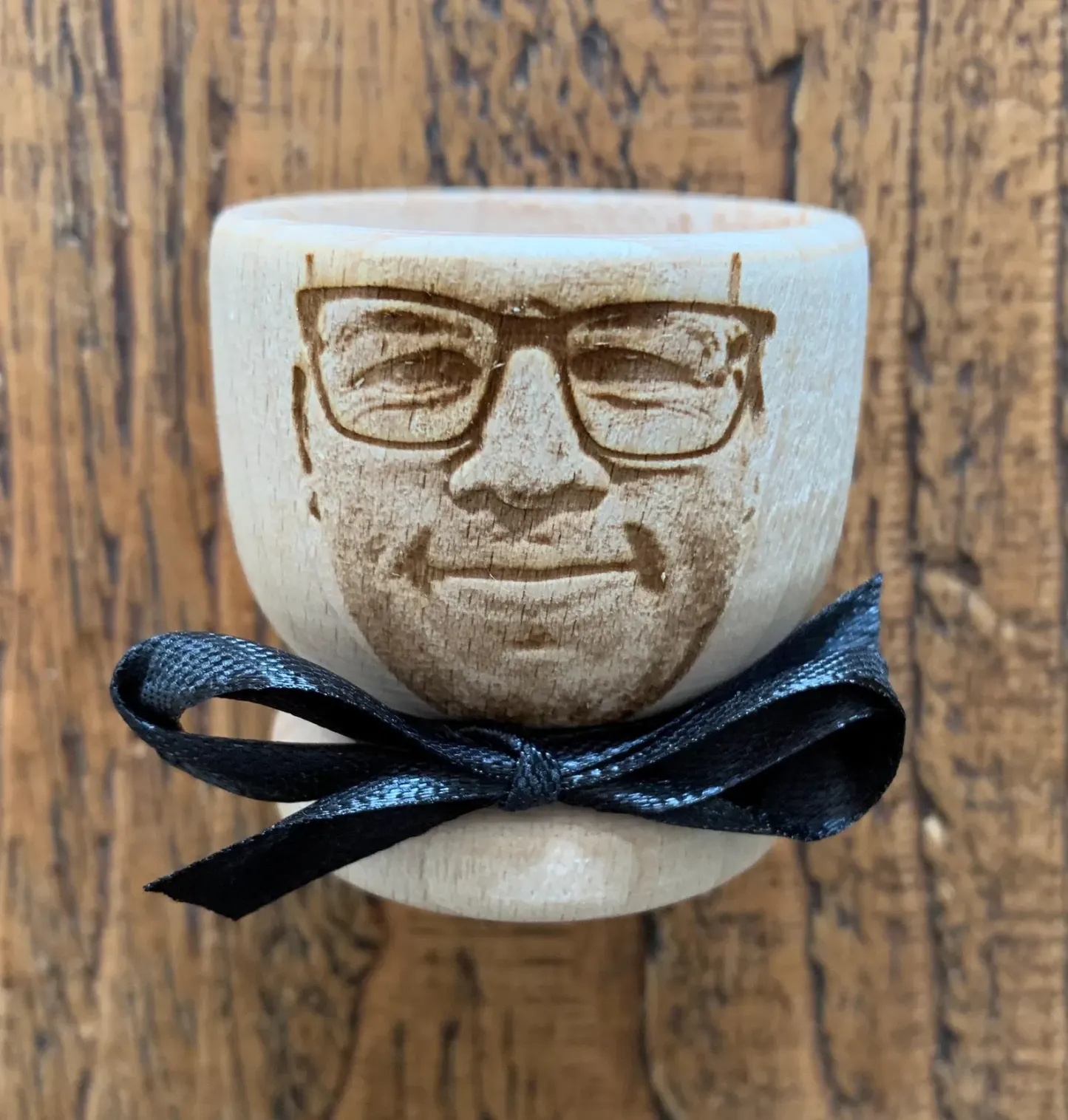 Coquetier Personnalisé Avec Photo, Cadeau En Bois Chauve Et Original Pour Pâques Et Un Petit-déjeuner Amusant - MaPhotochaussetteFr