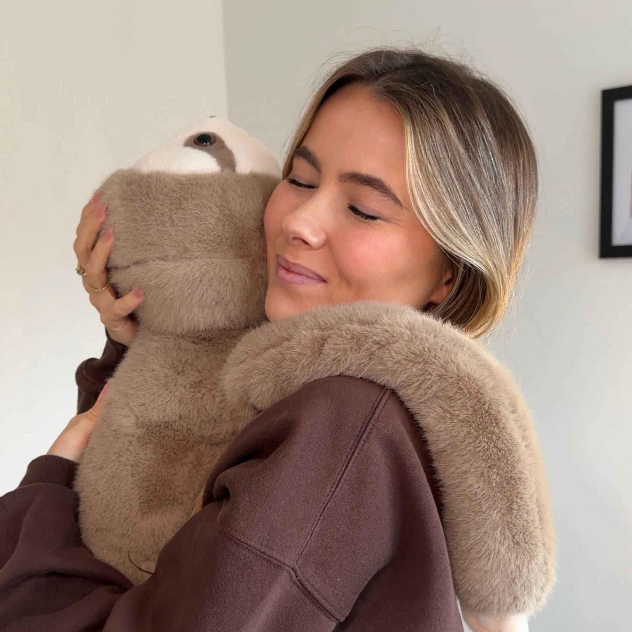 Cute Weighted Animal Plush Toy - Soft Huggable Stuffed Doll for Anxiety Relief and Relaxation