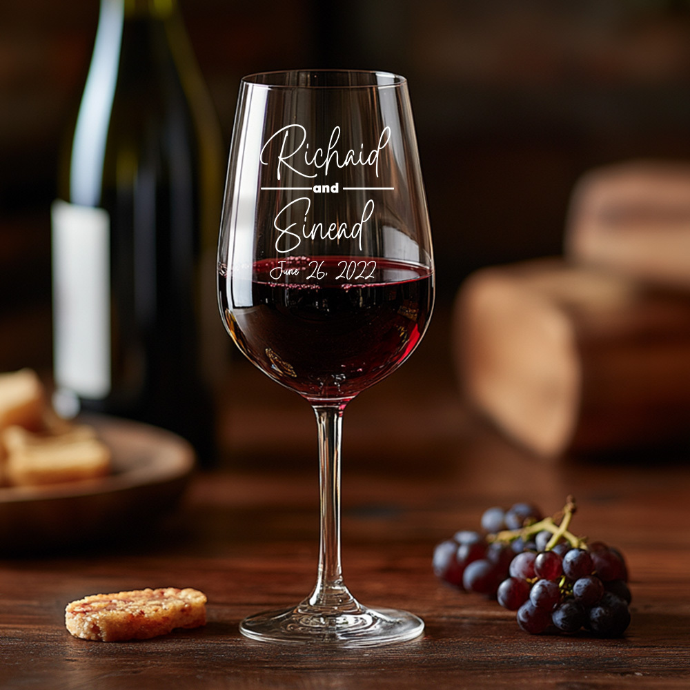 Personalized Name and Date Wine Glasses Anniversary Gift for Couple