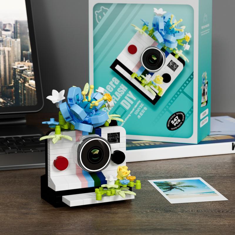 Retro Camera Style Micro Brick Building Kit | Creative DIY Construction Toy for Kids & Adults | Graduation Gift Idea