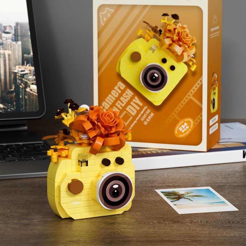 Retro Camera Style Micro Brick Building Kit | Creative DIY Construction Toy for Kids & Adults | Graduation Gift Idea