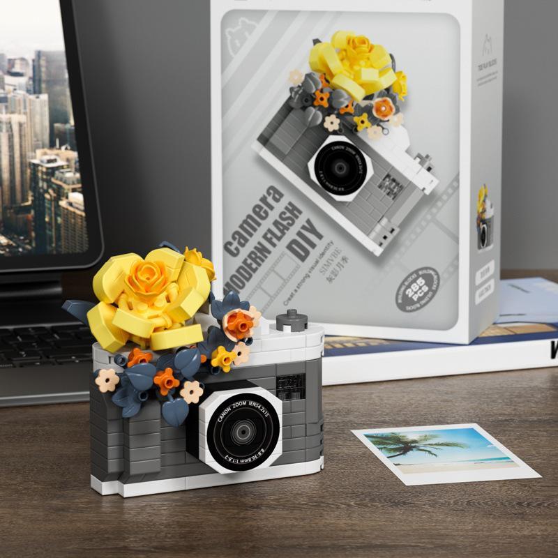 Retro Camera Style Micro Brick Building Kit | Creative DIY Construction Toy for Kids & Adults | Graduation Gift Idea