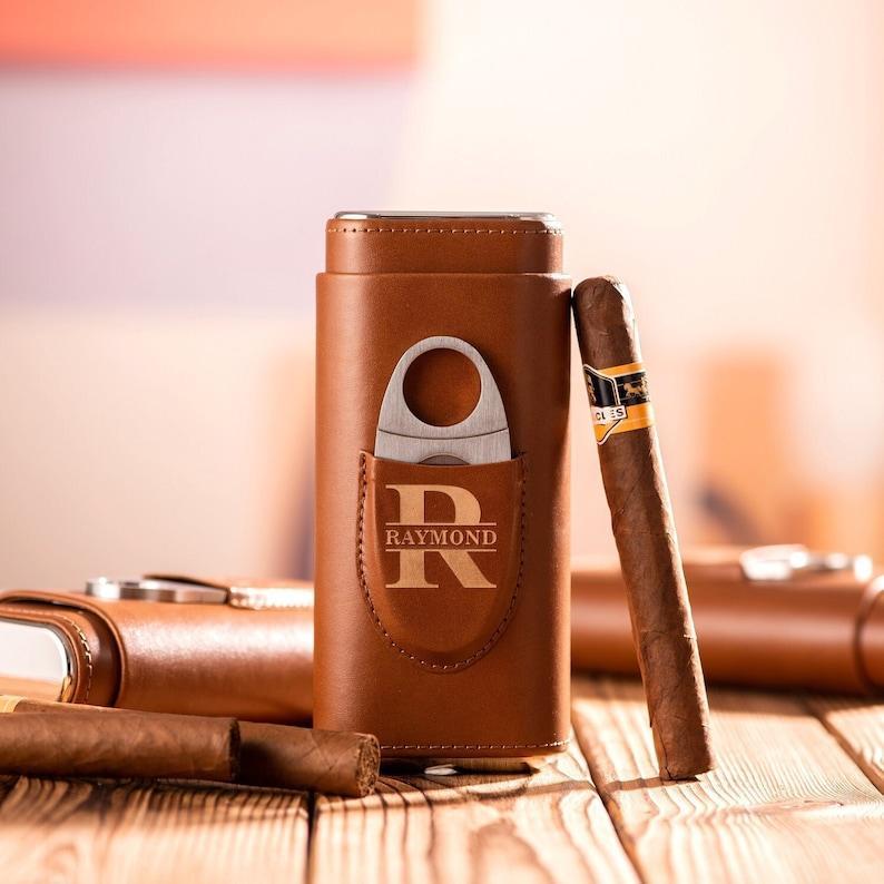 Personalized Cigar Case, Leather Cigar Holder with Cutter, Cigar Travel Case, Groomsmen Gifts, Gift for Dad Husband Gift for Him - MyPhotoSocks