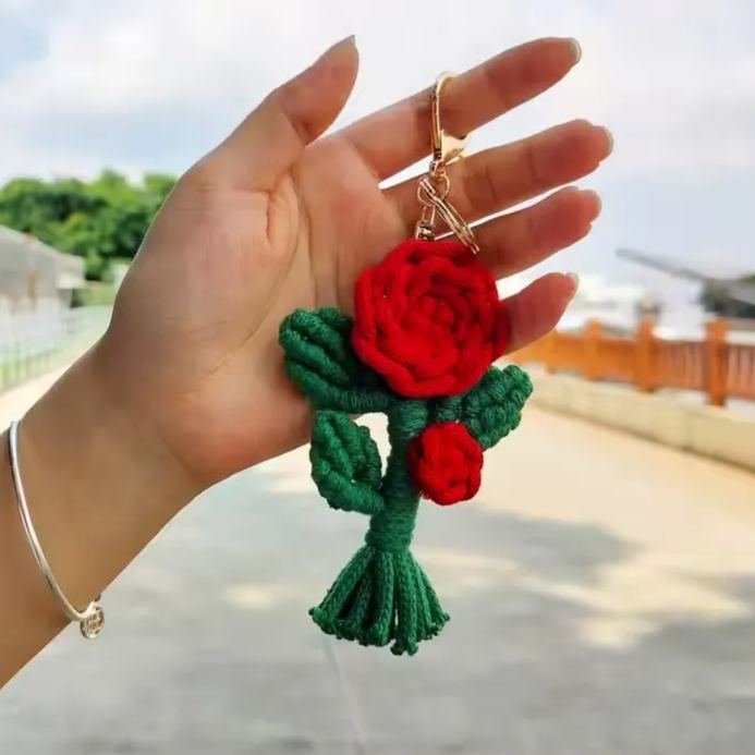 Mother's Day Gift Wool Knitted Bouquet Keychain Simulation Rose Bag Pendant for Her/Mom