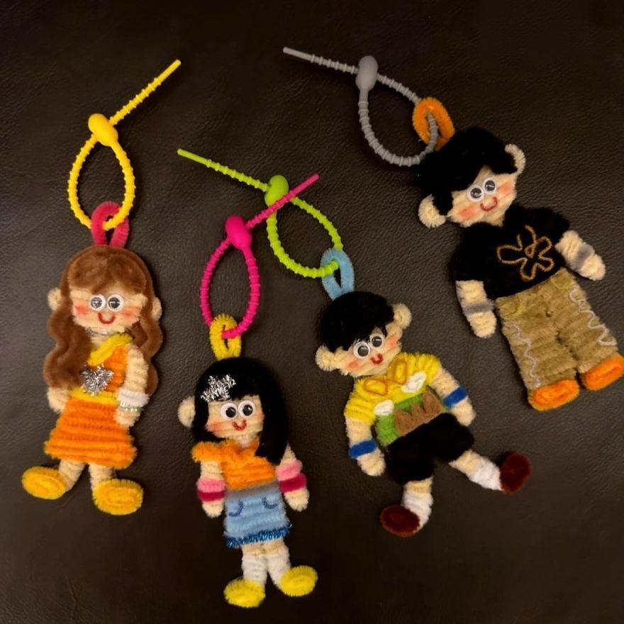 Custom Photo Twist Stick Doll Keychain Handmade Personalized Character Pendant from Your Photo