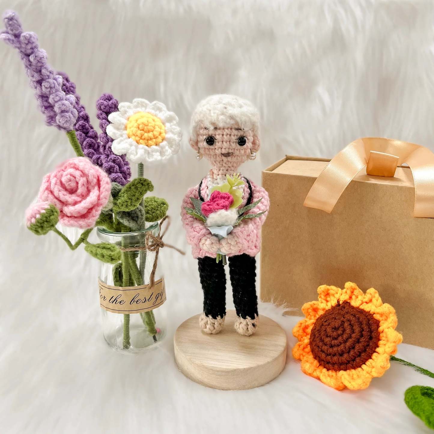 Custom Gandma Crochet Doll Personalized Handmade Portrait Gifts For Grandparents -