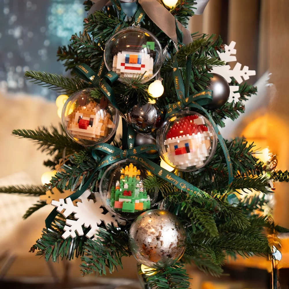 Classic Christmas Building Block Ornaments for Grandparents to Cherish - GetPhotoSocksUk