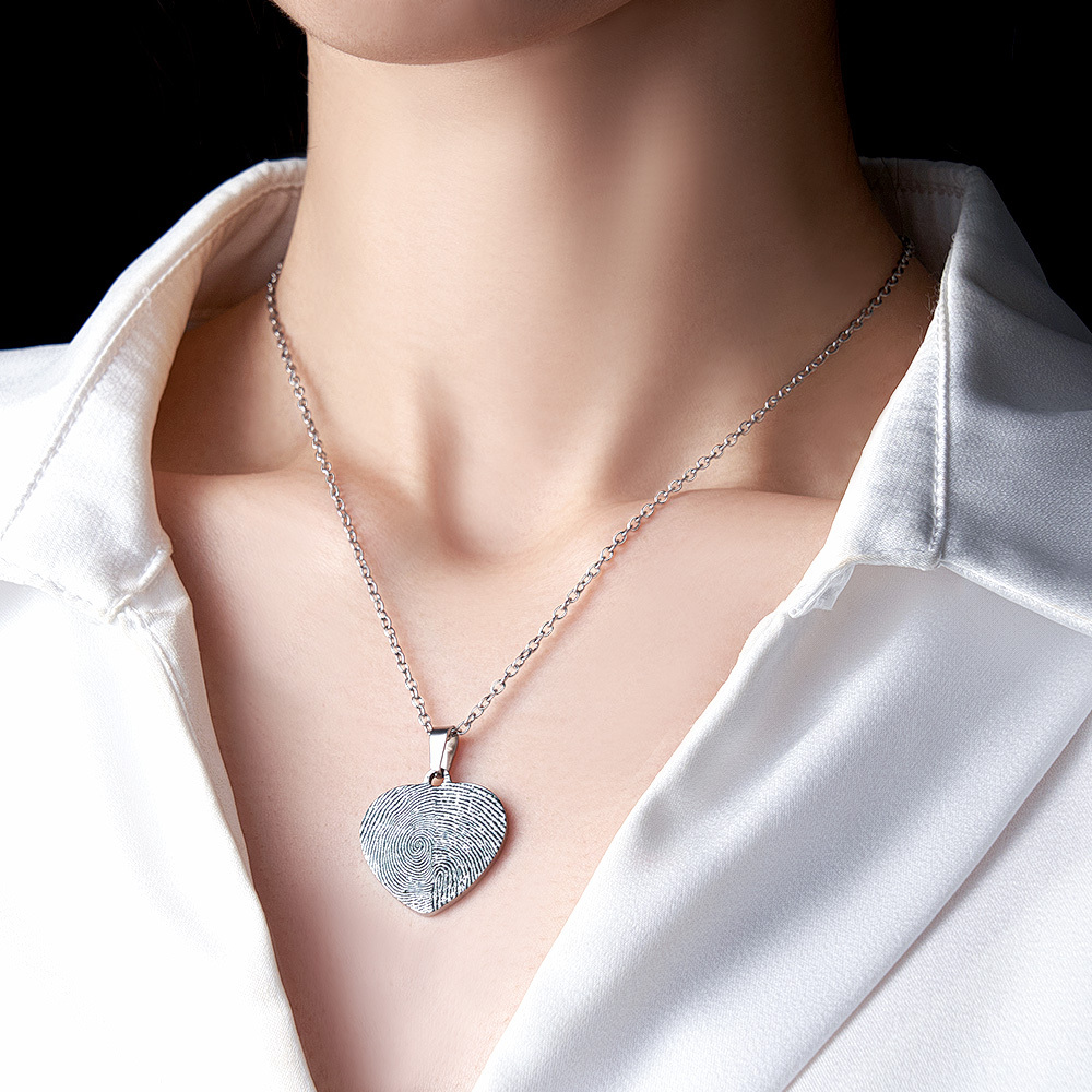 Custom Fingerprint Photo Necklace with Engraving Round Shape Custom Fingerprint Heart Jewelry 14K Gold Plated - GetPhotoSocksUk