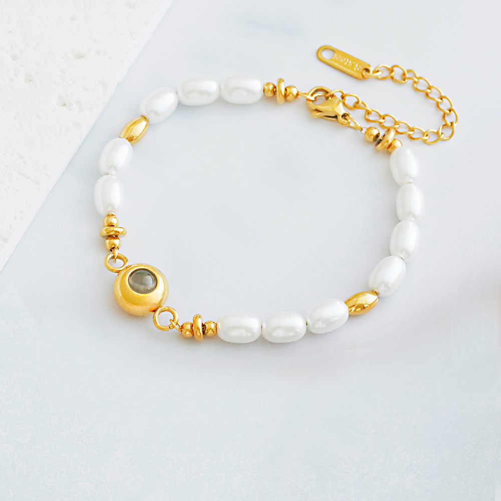 Personalized Photo Projection Circle Bracelet 18k Gold Plated Stainless Steel Pearl Bracelet Pearl Bracelet Gift for Her