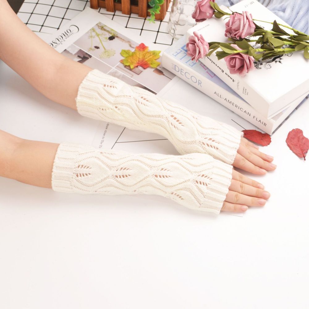 Women's Winter Knitted Leaf Pattern Mid-Length Warm Arm Cover -