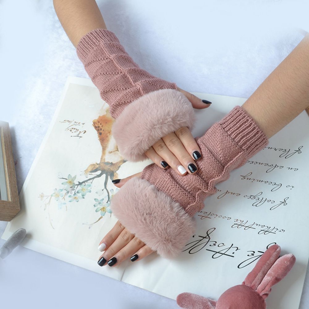 Winter Stretch Women's Fleece Knitted Half Finger Triangle Block Short Gloves -