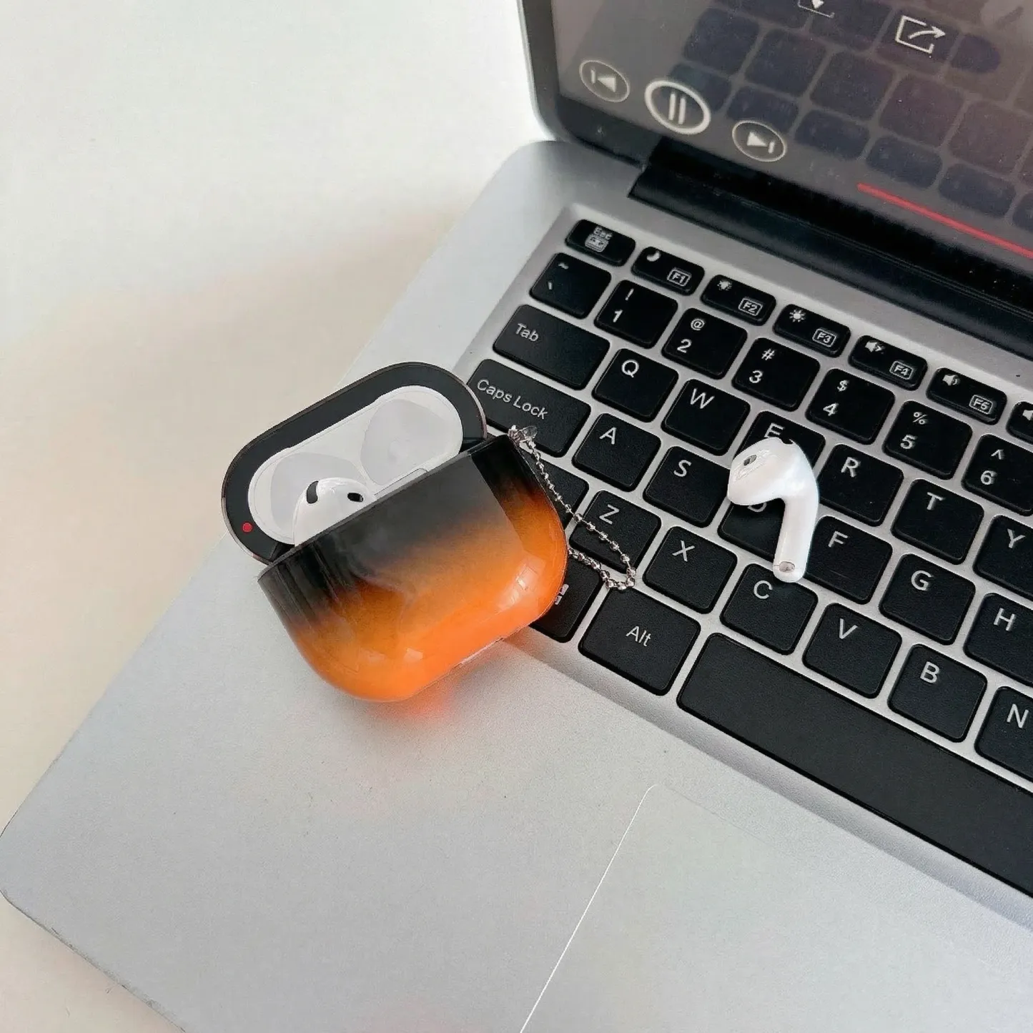 Liquid Glitter AirPods Case Glow in the Dark for AirPods 1/2/3/4 Quicksand Sparkle Protective Cover Shockproof Cute Case