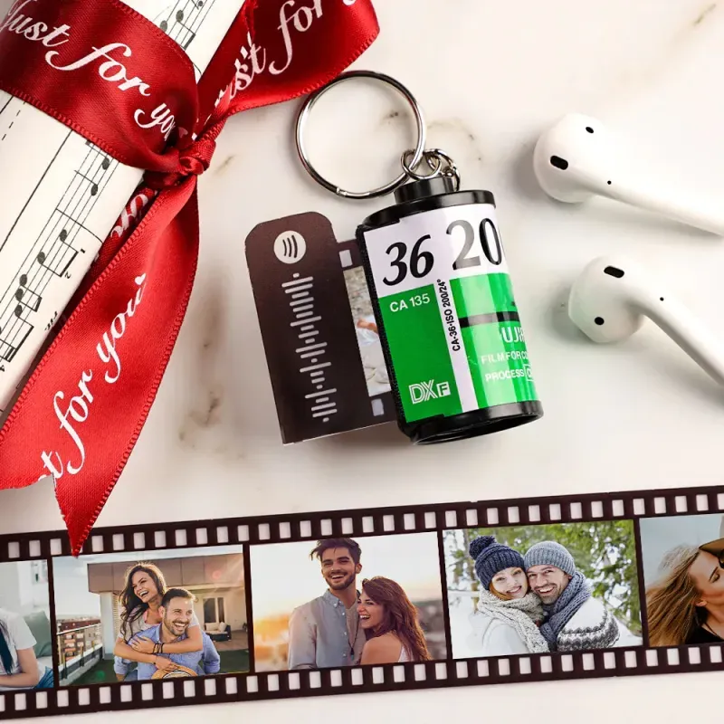 Custom Film Roll Keychain Multiphoto Camera Roll Keychain Environmentally Friendly Material Gifts Personalized keychain for Him