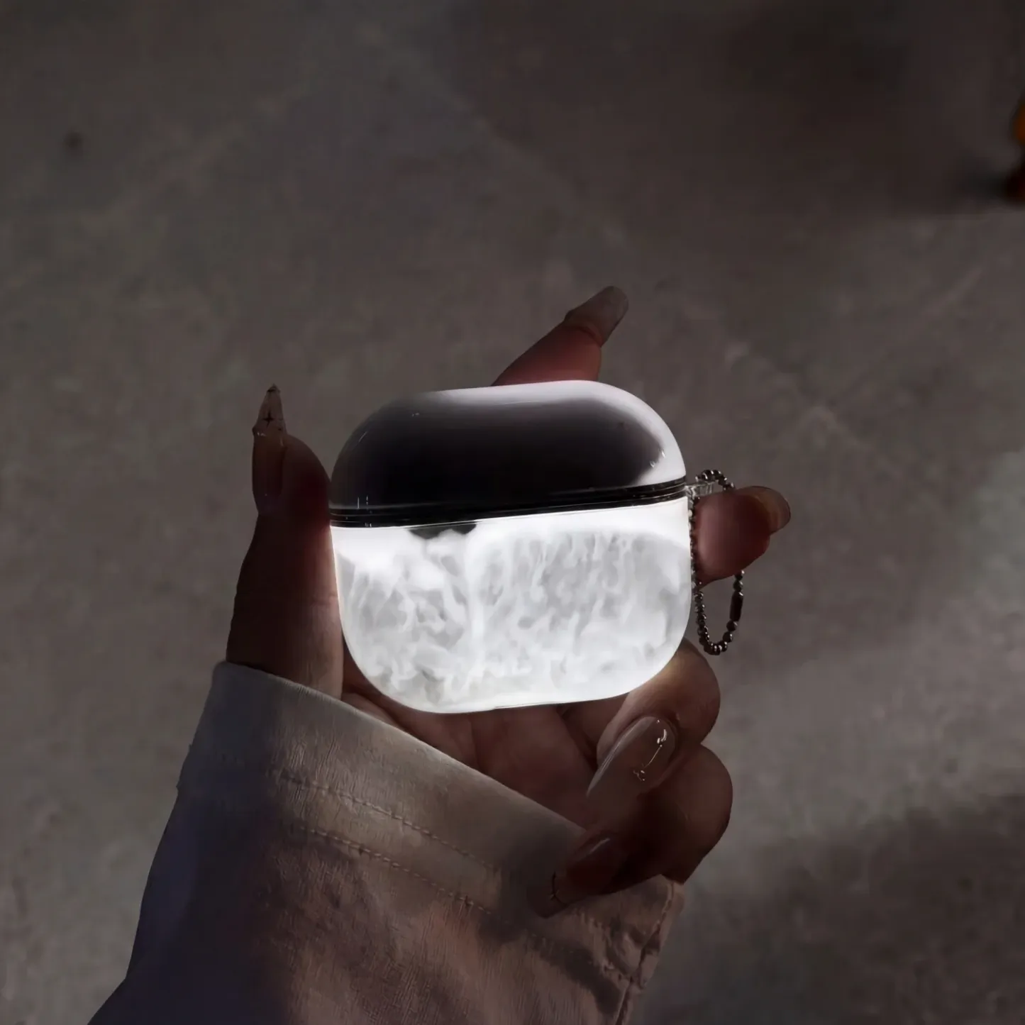 Liquid Glitter AirPods Case Glow in the Dark for AirPods 1/2/3/4 Quicksand Sparkle Protective Cover Shockproof Cute Case