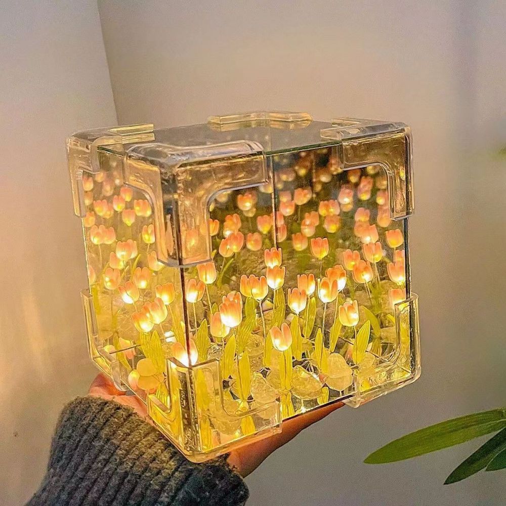 DIY Sea Cube Flower Tulip Lamp Kit Material Package Infinite Garden Acrylic Three-Dimensional Night Lamp Easy Assembly DIY Gift Gift for Girlfriends - customphotokeychain