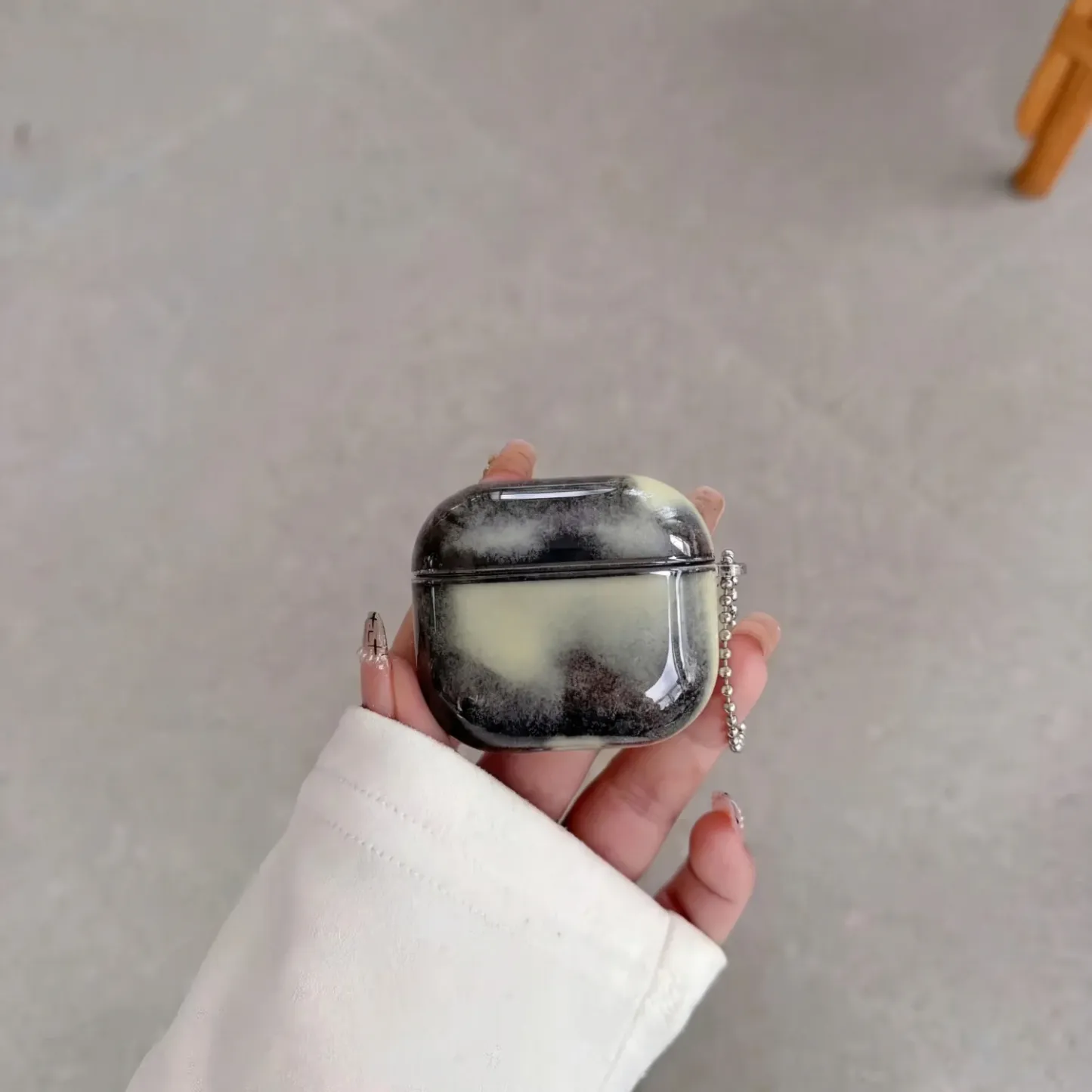 Liquid Glitter AirPods Case Glow in the Dark for AirPods 1/2/3/4 Quicksand Sparkle Protective Cover Shockproof Cute Case