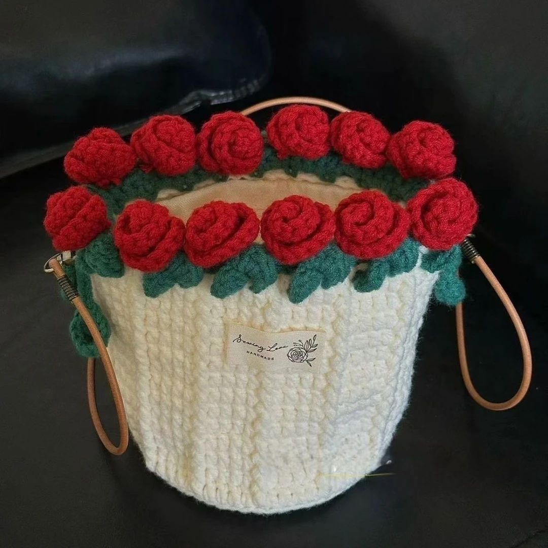 Crochet Rose Bouquet Bag DIY Kit Handmade Yarn Crossbody Bag Floral Gift Craft Set
