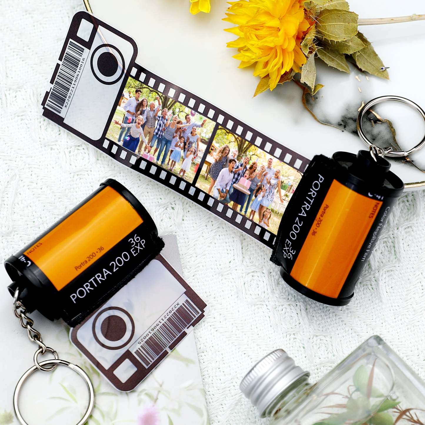 Family Gifts Custom Camera Roll Keychain Personalized Multiphoto Keychain Degradable Material Film Roll Keychain