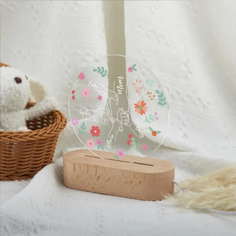 Custom Floral Holding Mom's Hand Name LED Night Light,Personalized Mother's Day Gift For Mom,Nanas Garden Light,Mother's Day Gift,Mommy Gift