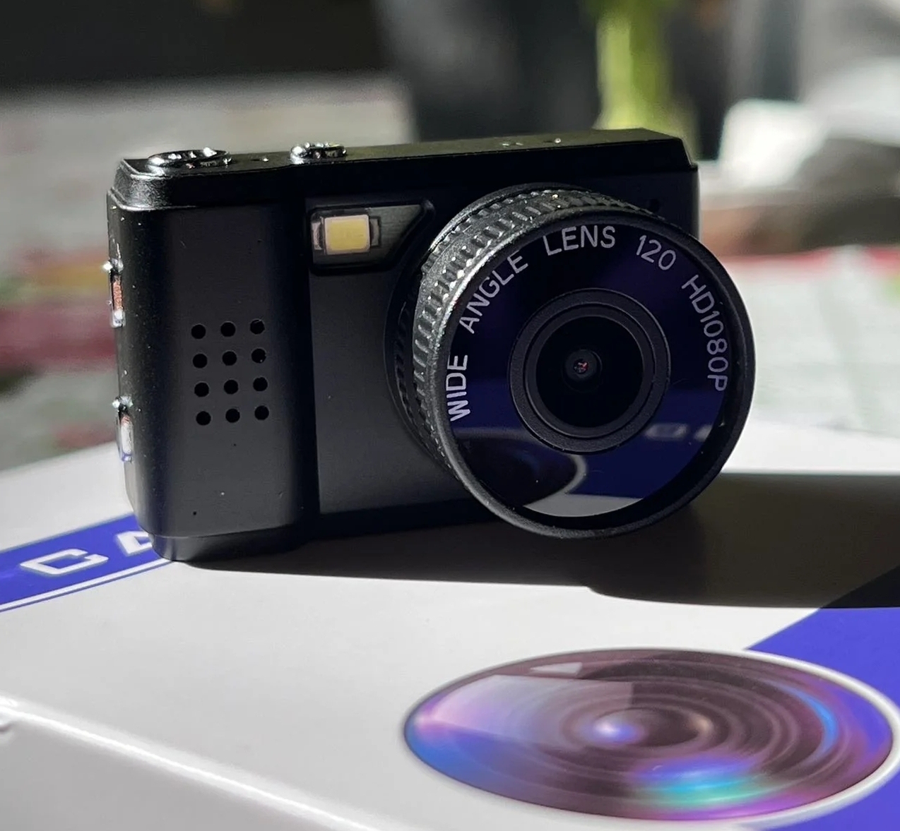 Mini Small Camera 8G Instant Camera Can Take Pictures with High-Definition Pixels Dedicated to Carry