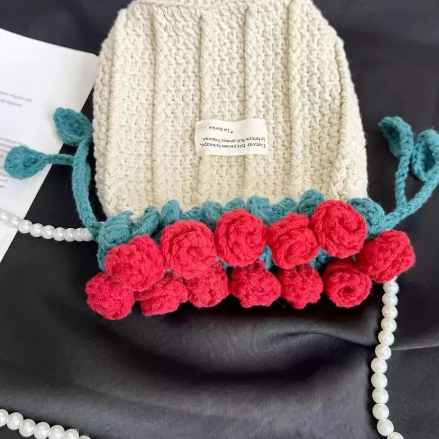 Crochet Rose Bouquet Bag DIY Kit Handmade Yarn Crossbody Bag Floral Gift Craft Set
