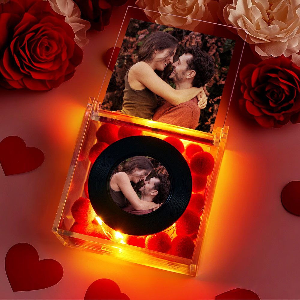 Unique Mini Vinyl Record Player for Loved Ones USB Charging with Auto-Play Music and Personalized Photo - yourphotoblanketuk