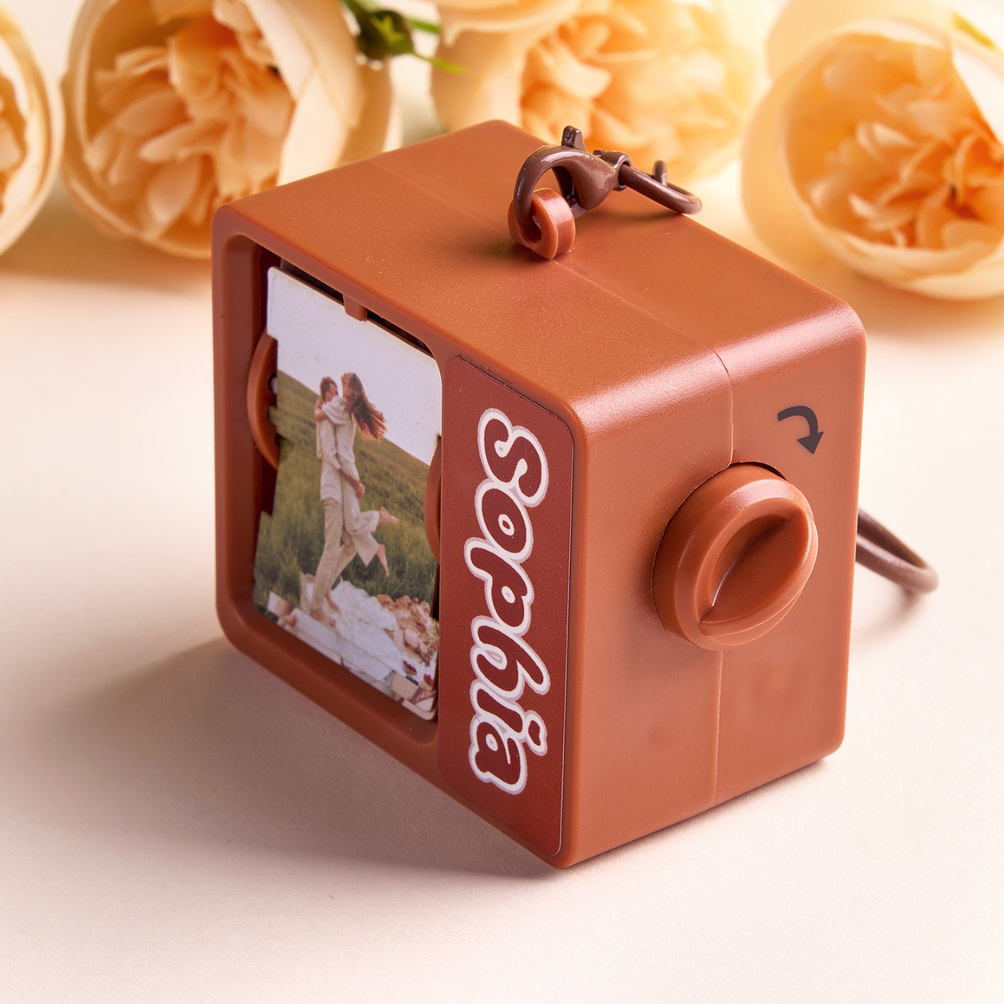 Custom Flip Photo Keychain Personalized Flip Photo Keychain with Automatic Reel Flip Photo Keychain Surprise Gifts - dephotoblanket