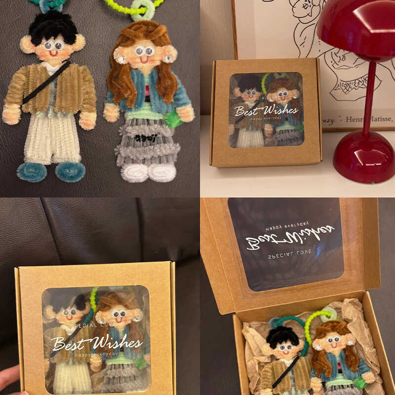 Personalisierter Pfeifenreiniger Figur Schlüsselanhänger – Personalisiertes Geschenk Zum Geburtstag Jahrestag Abschluss Idol Merch Paar - dephotoblanket