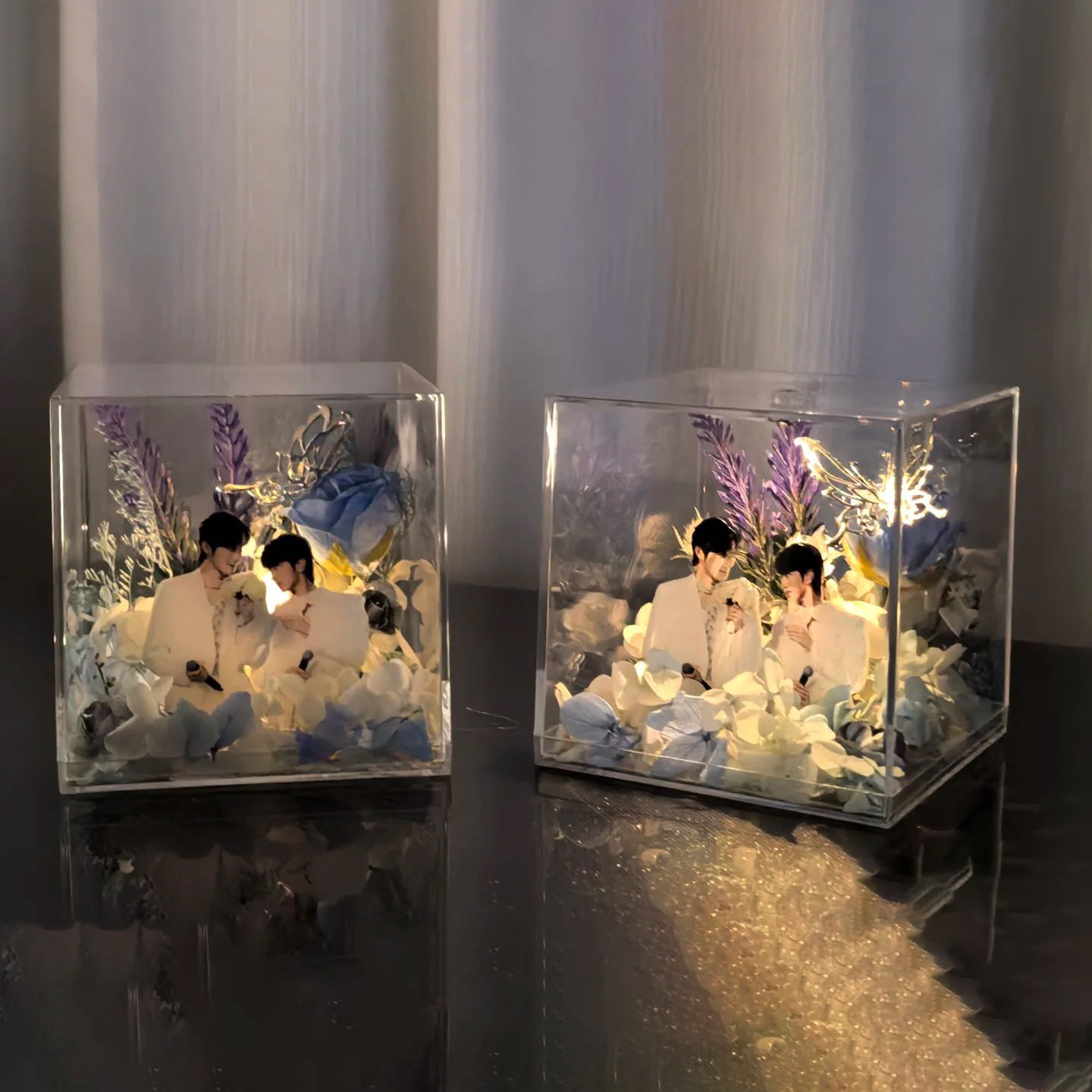 Personalisierte Spieluhr Mit Blumenarrangement „für Immer Paare“, Individuell Gestaltbar, Transparent, Mit Konservierten Blumen, Dekoration Mit Trockenblumen, Erinnerungsstück Zum Jahrestag Und Valentinstag, 10 Cm (4 Zoll) Für Paare - dephotoblanket