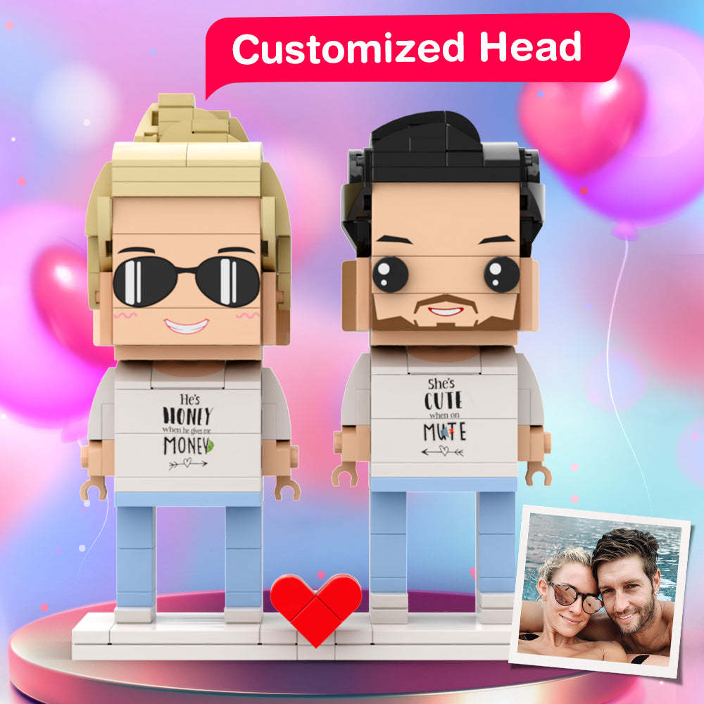 Valentinstags-paar, Das Auf Geld Und Stummschaltung Passt. Lustige Ziegelfiguren Im Lustigen Stil. Personalisierte Ziegelfiguren Für Paare. Kleines Partikelblock-geschenk Für Liebhaber - dephotoblanket