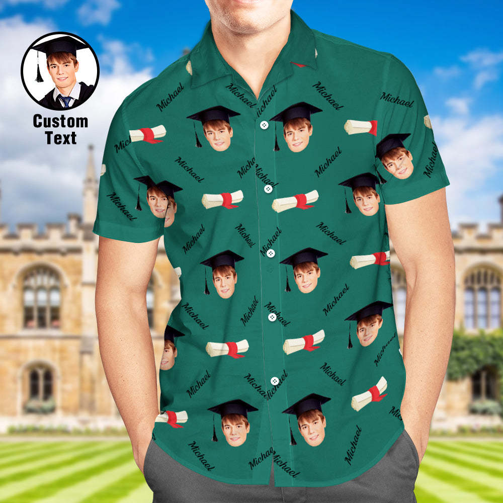 Benutzerdefiniertes Abschluss-Hawaii-Hemd mit Gesicht und Namen, personalisierte Aloha-Hemden für Abschlussfeiern für Herren - dephotoblanket