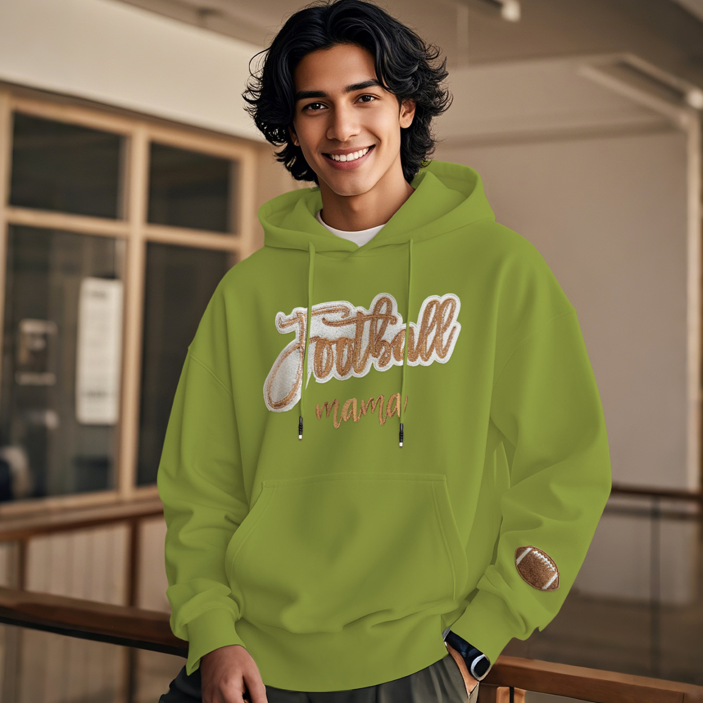 Personalisiertes Glitzer-mama-sweatshirt Mit Bällen Für Sportliebhaber - dephotoblanket