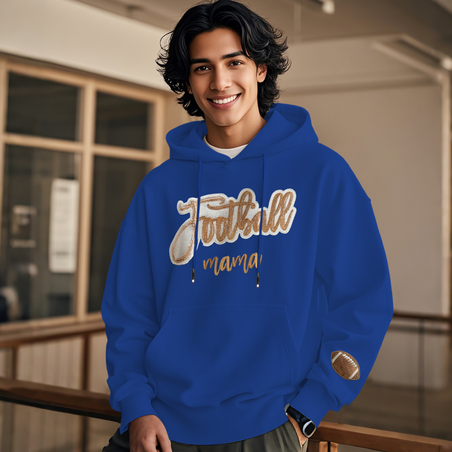 Personalisiertes Glitzer-mama-sweatshirt Mit Bällen Für Sportliebhaber - dephotoblanket