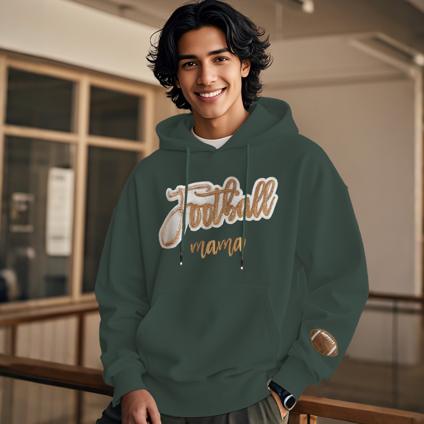 Personalisiertes Glitzer-mama-sweatshirt Mit Bällen Für Sportliebhaber - dephotoblanket