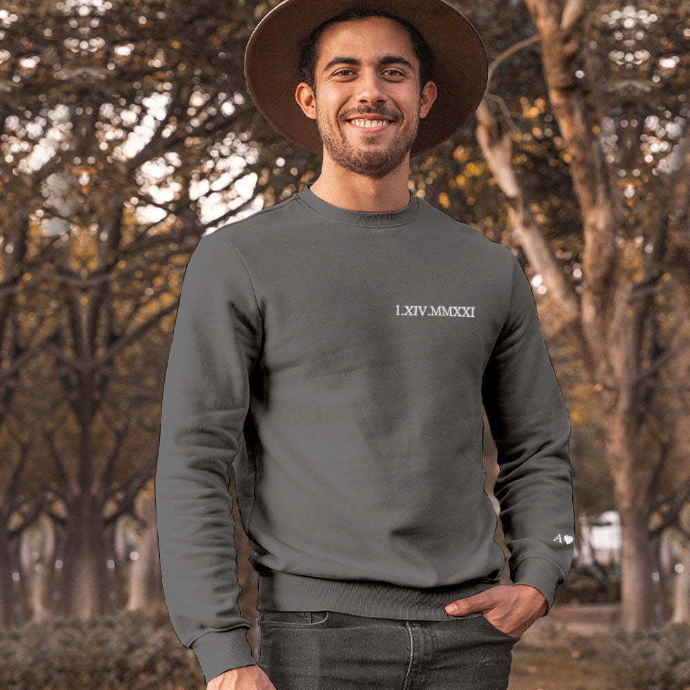 Individuell Gravierter Kapuzenpullover Mit Stickerei, Rundhalsausschnitt, Römische Ziffer, Datum, Paargeschenke - dephotoblanket