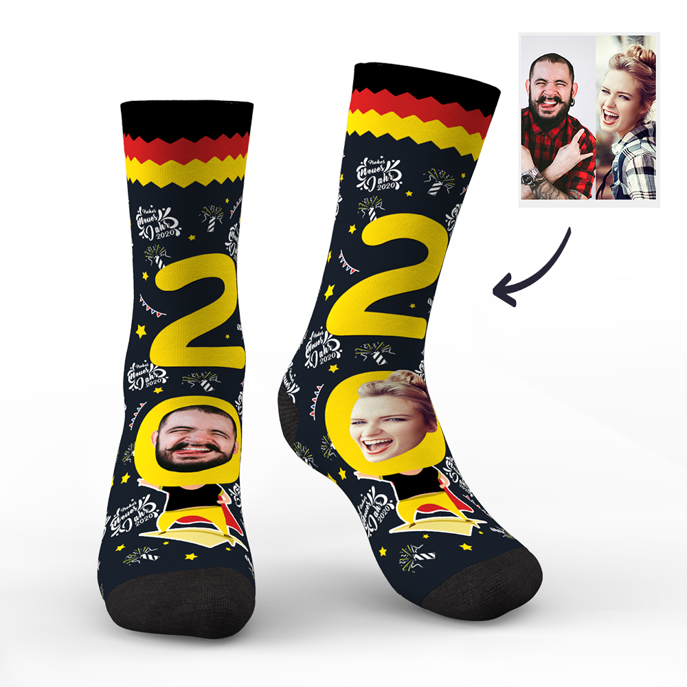 Gesicht auf Socken mit Flagge 2020