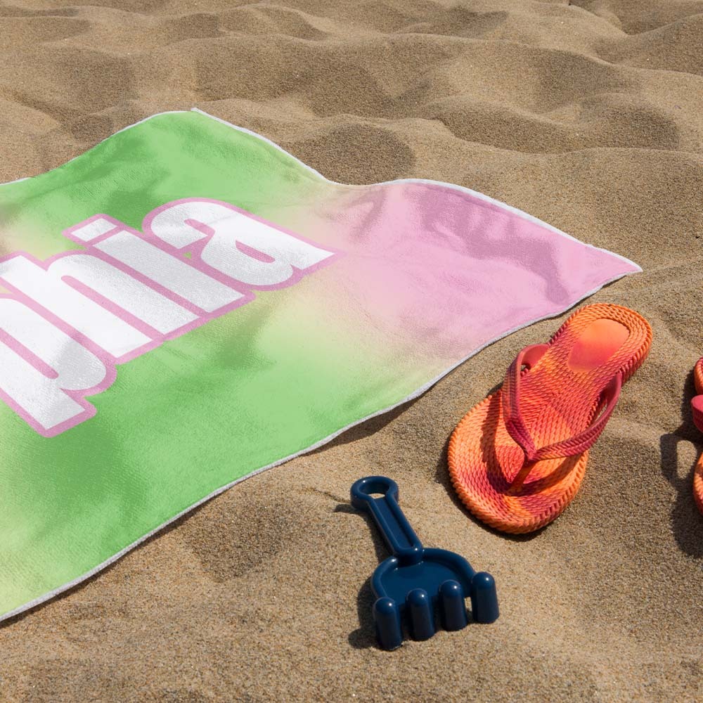 Benutzerdefiniertes Strandtuch Ombre Benutzerdefinierter Name Strandtuch Personalisiertes Geschenkhandtuch - dephotoblanket