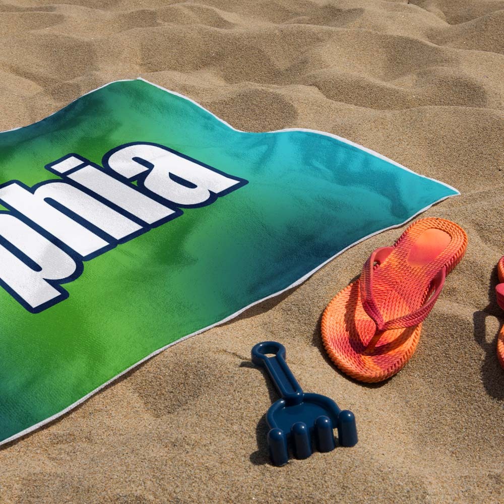 Benutzerdefiniertes Strandtuch Ombre Benutzerdefinierter Name Strandtuch Personalisiertes Geschenkhandtuch - dephotoblanket