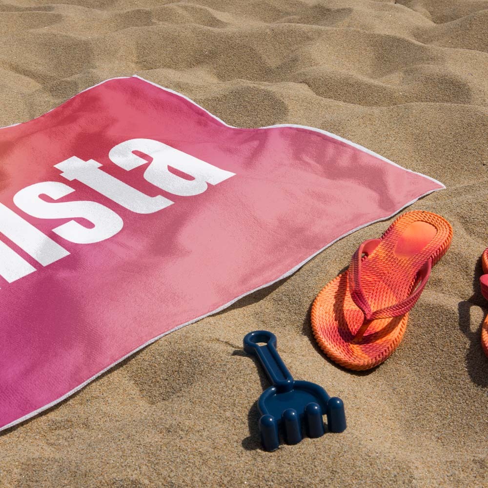 Benutzerdefiniertes Strandtuch Mit Namen Ombre Mehrfarbiges Strandtuch Personalisiertes Pooltuch Urlaubsgeschenk Mädchenreisegeschenk - dephotoblanket