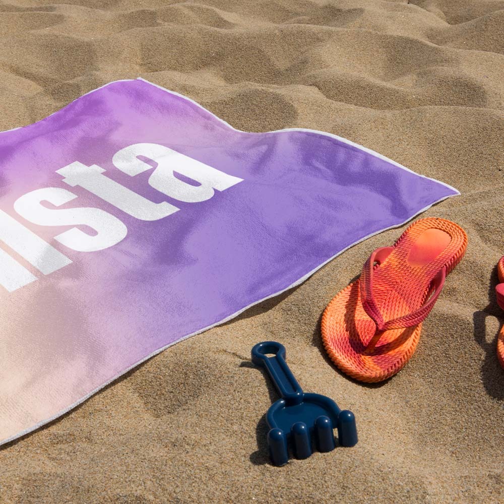 Benutzerdefiniertes Strandtuch Mit Namen Ombre Mehrfarbiges Strandtuch Personalisiertes Pooltuch Urlaubsgeschenk Mädchenreisegeschenk - dephotoblanket