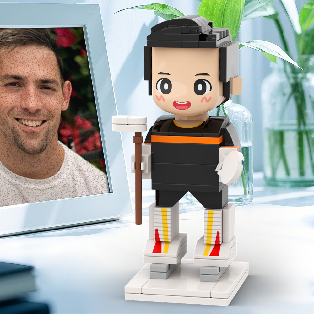 Personalisierte Kopffigur Aus Ziegelsteinen: Hockeyspieler Kniet Am Boden – Geschenk Zur Feier Des Berufs - dephotoblanket