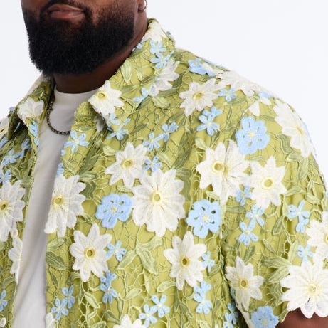 Men's Hawaiian Floral Shirt – Relaxed Fit Tropical Button Up for Beach & Vacation