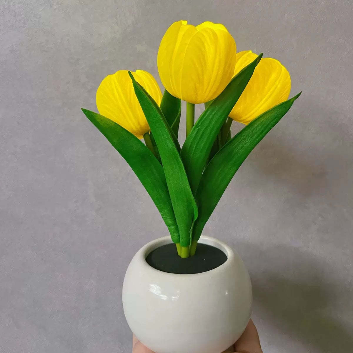 Moderne, Kreative Tulpen-tischleuchte Aus Keramik Mit Usb- Und Led-anschluss Für Das Schlafzimmer