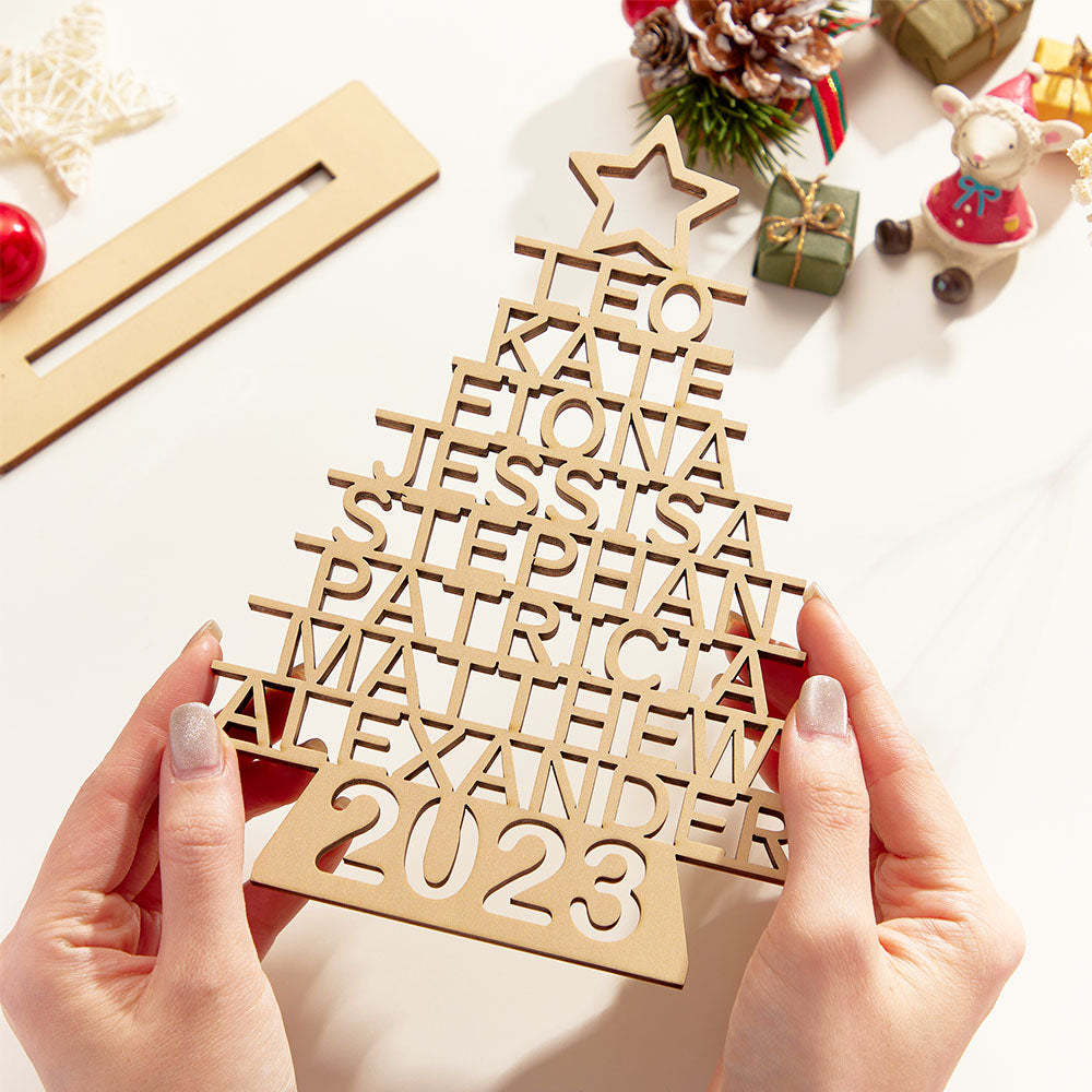 Décor En Bois D'arbre De Noël Avec Noms De Famille Personnalisés, Cadeaux Chaleureux Personnalisés Pour Le Jour De Noël - maplunelampefr